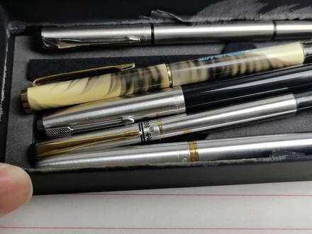 女网友送给我的5支老钢笔让我见识到国产钢笔曾如此厉害