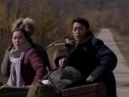 女知青高考状元不被录用,却意外成全了她的好闺蜜和男友
