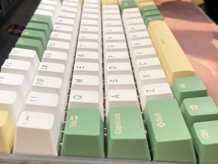 灰木轴V3默认其实就很好,买的40个金粉轴V2可以放常用区域#客制化键盘 #键盘打字 #适合女生的键盘推荐