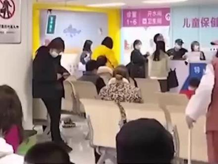 医院学习困难门诊异常火爆。医生:20%的孩子没病,要治疗的是家长