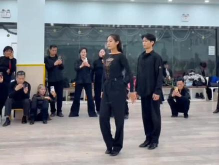 逸人原创伦巴<梦底>正面完整版口令