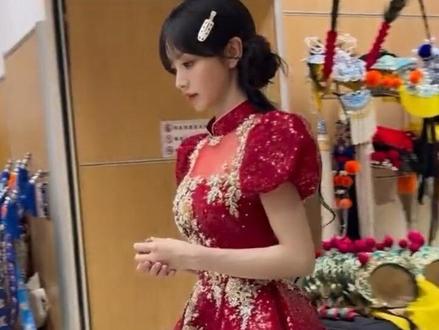 #田曦薇 #央视春晚 好美的小田啊 #田曦薇上春晚也甜甜的