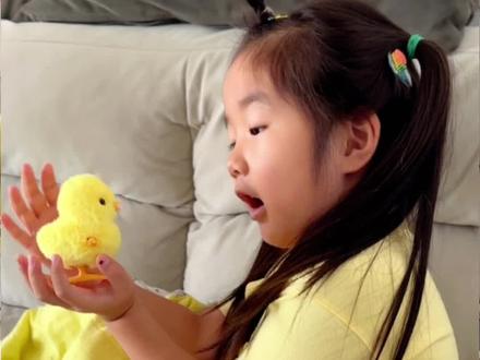 小鸡能有什么坏心思呢?成功孵出小鸡
#人类幼崽成长计划 #骗你生女儿 #萌娃 #萌娃日常