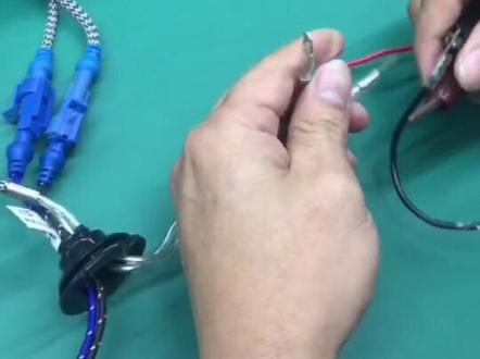 智能双色氙气灯接线方式