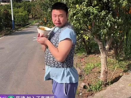 别装了大妹子,你就是喜欢看我#名模坤 #名模坤直播回放