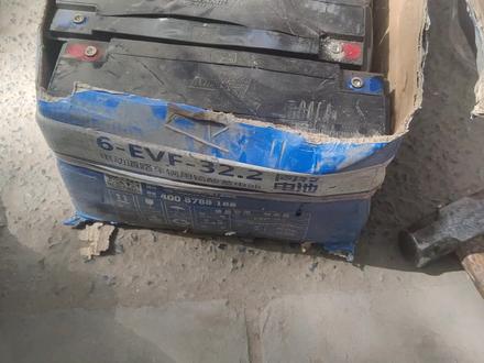 拆解铅酸电池真解压,这就是他长久不衰的重要原因之一, #电池修复 #电瓶亏电 #修车 #电动车 #蓄电池 #换电瓶 #电池鼓包