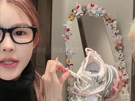 不到500!25号现场公布价格和大货鞋样!!敬请期待 提前选颜色 #殷世航 #傲娇美 #猎谷增高鞋#ins风 #超级无敌巨喜欢