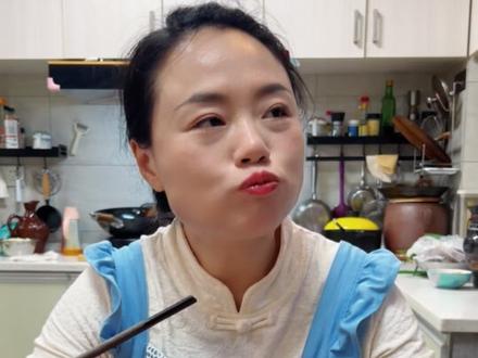 这个仔姜牛肉,大人小孩都喜欢吃#仔姜牛肉丝 #有趣的灵魂 #家常菜 #得物 #星城蛙姐