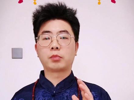 二十八贴嘎嘎,都知道腊月二十八贴门神,但是按照传统习俗,具体怎么贴你知道吗?#传统习俗 #贴门神 #二十八贴嘎嘎