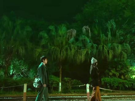 故事鲜艳而缘分却太浅#唐嫣 #曲梦 #人之初