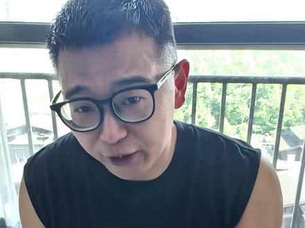 尼克斯晋级东部决赛 连续三年增强的阵容还有教练的提升才是根本原因。