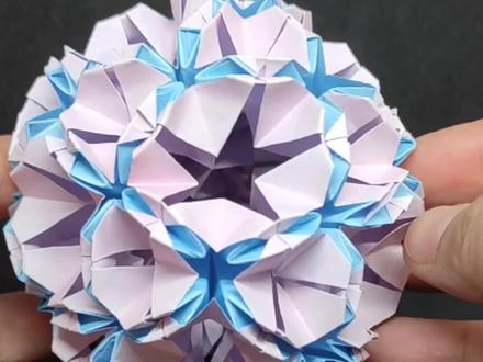 #折纸花球 中间有个镂空五角星 特别喜欢