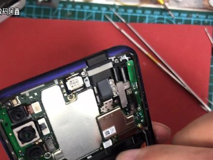 荣耀9xpro外屏碎的掉渣,一个多小时的更换过程,最后能否成功?