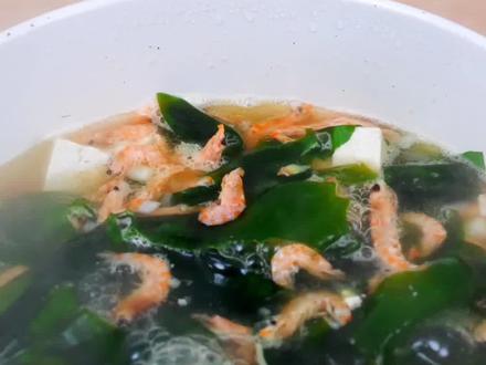 #磷虾干 汤里加上一点磷虾干鲜度瞬间提升#营养搭配 #简单美食