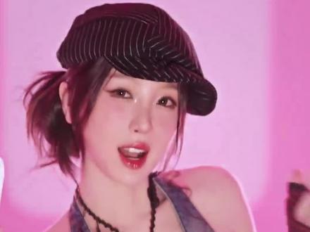 #虞书欣MV萌主vivistar 两个萌主同框怎么看怎么萌!#虞书欣你就宠vivistar吧 #潮玩 #vivistar #虞书欣