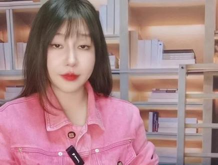 #银发学院 #每日一新词 #涨知识 “正道的光”你觉得这个词它是褒义还是贬义?