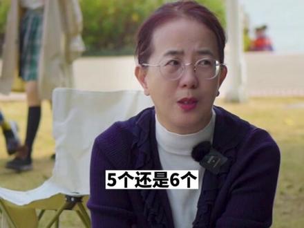 爱囤东西的人都是缺乏安全感的人,家里面永远放着很多不用的东西会挤占你内心的空间,让你的内心放不开,会变得越来越保守#心理学 #认知觉醒