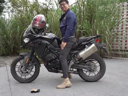 隆鑫无极650DS的恐怖坐高#摩托车 #隆鑫无极650ds #春风650 #adv