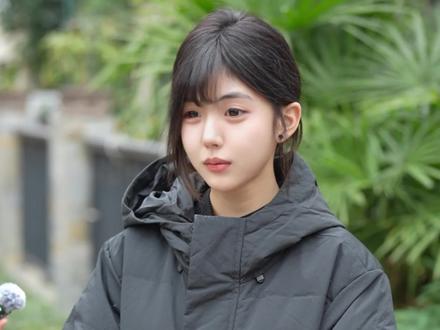 采访不吃奶露拖,最多的标签是缺牙? #不吃奶露拖 #抽象#智慧女人#街头采访#美女