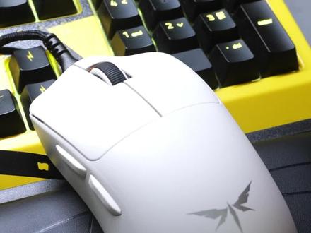 VGN蜻蜓F1 MOBA 在有线模式下或者说充电时会有很明显的啸声,和耳鸣那种声音很相似,录了个视频大家可以听听看,这是什么情况?#蜻蜓F1 #鼠标 #翻车