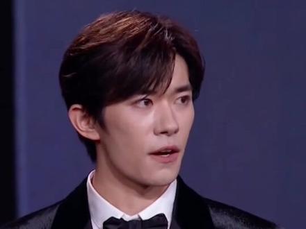 祝贺千玺!从星辰大海出发,圆梦金鸡🏆