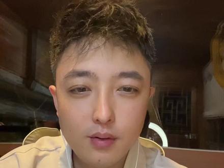 恭喜球王C罗拿下沙超冠军!!!开香槟了!!!#C罗#足球#利雅得胜利#利雅得胜利vs达马克 #足球的魅力