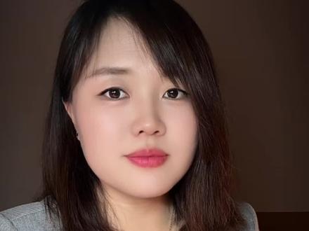 抖音也有提词器了,这也太方便了,不会用的姐妹可以跟着操作,以后再也不用充会员了,水果手机也可以透明提词了!
赶紧用起来吧!#抖音提词器 #抖音新功能 #提词器 #口播