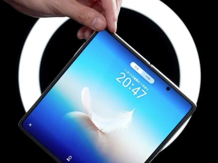 折叠屏手机里的“羽量级选手”,荣耀Magic Vs2体验分享#荣耀MagicVs2 #折叠屏手机