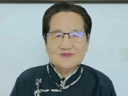 百善孝为先,尽孝不宜迟;莫待亲不待,空留悲与痴;孝顺父母不仅是中华民族的传统美德,更是每个人应尽的责任和义务。#情怀奶奶箴言#正能量#孝道