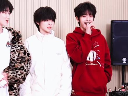 你的微笑,其实很重要! #小狗日记 #铭罕 #罕铭