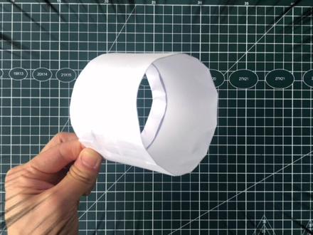 简单折个直筒就能飞的圆筒纸飞机,你值得拥有#创作灵感 #纸飞机 @DOU+小助手