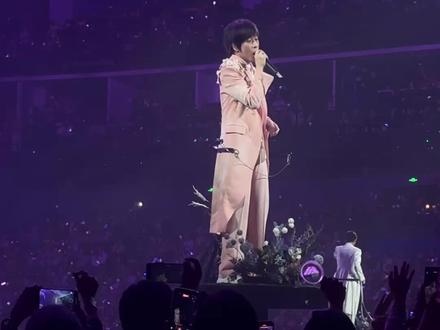 12/20上海FForeverF3+信
前奏响起,马上陷入青春的回忆#演唱会现场 #现场live #神级现场 #演唱会现场live #流星花园f4