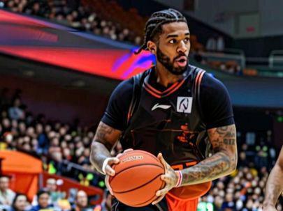 山东vs江苏第三节 珀塞尔彻底杀疯,带队轰出8:0,〔投进压哨三分!〕#dou来cba #CBA评球大会 #山东男篮vs江苏肯帝亚 #珀塞尔 #小杨哥解说篮球