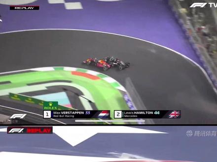 又一次让人捉摸不透的判罚 精彩的比赛,顶级的攻防,却毁在了最后的判罚之上,究竟是谁之错?#f1 #诺里斯 #维斯塔潘 #f1美国大奖赛 #周冠宇