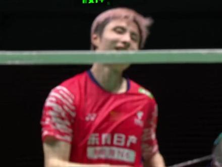 当石宇奇再次遇上桃田贤斗,这或许就是新旧“天王”的宿命对决 #羽毛球 #石宇奇 #桃田贤斗 #天王杯 #体育