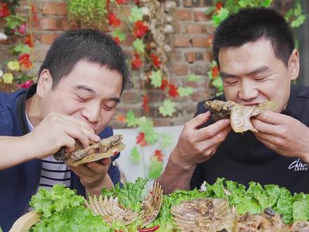 700多买了20只小甲鱼,阿远做“红油小甲鱼”吃,裙边Q弹,麻辣有味儿,越吃越香#农村美食 #抖音美食创作人 #甲鱼