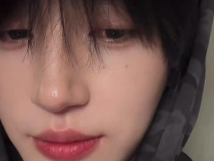 《好多人啊》
1分钟上3w人 直播间峰值5.6w人🥹翅儿越来越好了
#张翅