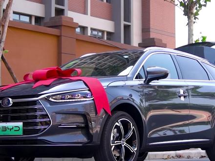 每天一个用车知识,比亚迪的视频导出方式,紧急时候能给你帮上大忙! #比亚迪 #每天一个用车知识 #比亚迪唐