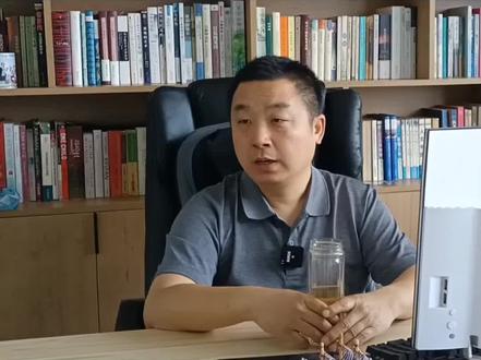 你如何看待王诗龄获得67万设计奖学金?#王诗龄#博耐顿#老潘谈教育#奖学金