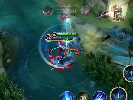 老版本的澜2秒一个2技能1次回2000血!