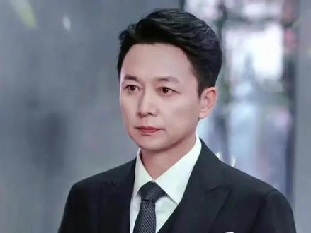 因太帅被"封杀",太穷被老婆离婚,今55岁重新翻红成叔圈顶流(上集)#真实故事 #社会百态 #娱乐圈 #演员 #刘奕君