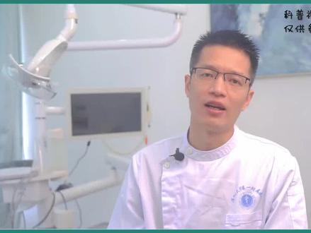 你的智齿是不是也只长出一半被肉包着,经常发炎肿痛?不管不顾很可能还会顶坏邻牙,建议尽早拔除#口腔健康 #爱护牙齿 #牙齿 #智齿 #拔牙