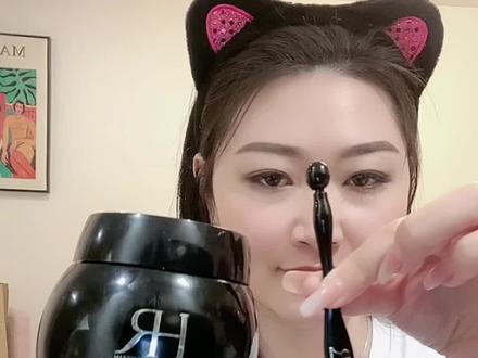 #赫莲娜黑绷带 按摩棒怎么按摩?你们都知道了吗🙋🏼♀️ #抖音好物年货节 #护肤 #抗老 #面霜