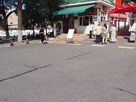 湖北鄂州莲花山公园,登上元明塔,可以看到整个鄂州城区