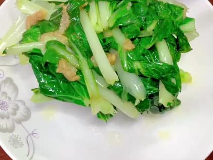 饭店里面炒的小白菜为啥好吃,原来技巧如此简单,看完后明白了 #美味炫起来 @大桥调味 #抖音美食创作人