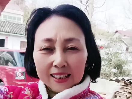 停车需要收费吗!#老百姓关心的话题 #农民 #百姓生活 #正能量传递 @DOU+小助手