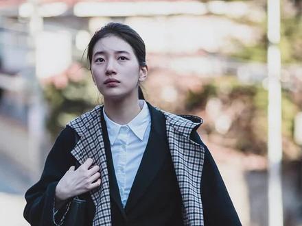 凶手到底是谁那,真正的安娜死了,假安娜取而代之,但是她的内心并没有感到任何的愉悦#安娜的谎言#安娜 #高分韩剧推荐