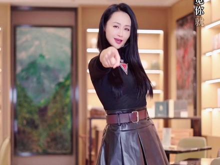 直播空闲也要活动一下,跳舞时间到了#创作灵感 #心在跳情在烧 #舞蹈