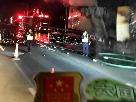 大广高速肃宁高速出口。#实时路况 #小模样