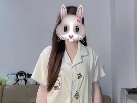 有太多话想说~(yc@十指#十指 #一个人想着一个人 #十指摇 #手势舞教程 #我要上热门🔥 @DOU+上热门 @DOU+小助手 @抖音小助手